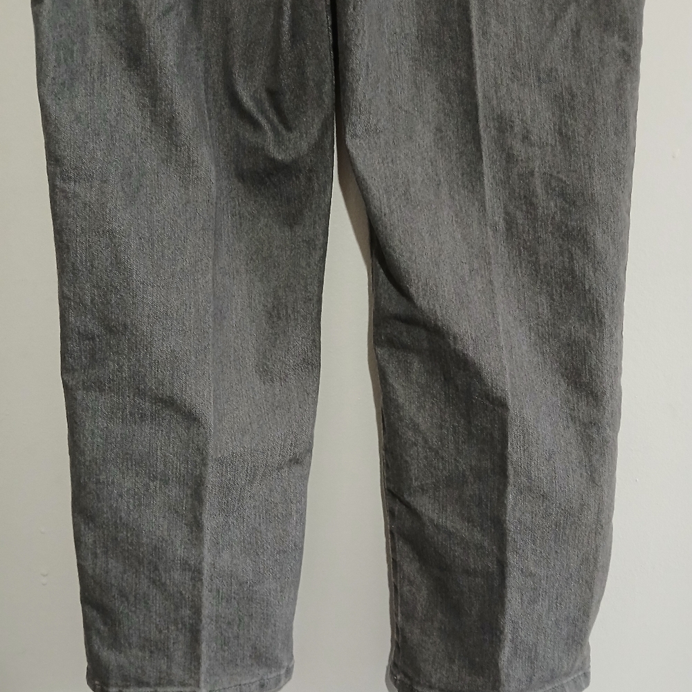 Gloria Vanderbilt Ladies Amanda Gray Jeans. Size 14 Short - Picture 7 of 12